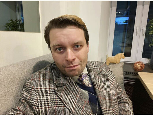  Apex,   William, 42 ,   ,   