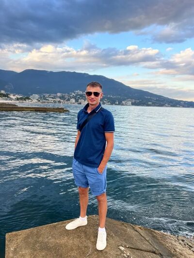  ,   Jon, 35 ,   ,   
