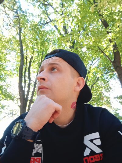 -,   Viktor, 34 ,   ,   