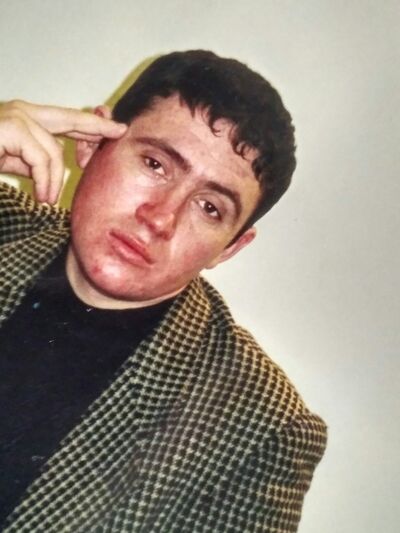  ,   Eduard, 49 ,  
