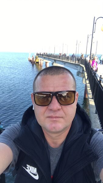  ,   Vitali, 47 ,   ,   