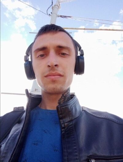  ,   Yury, 31 ,   ,   