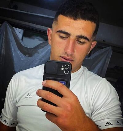  ,   Simon, 20 ,   ,   