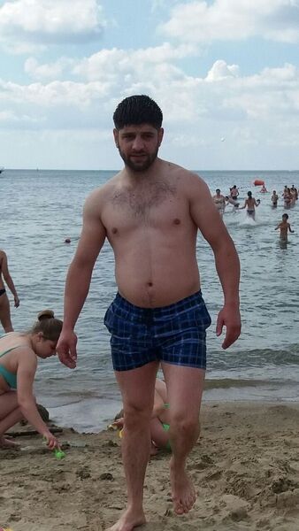  ,   Arman, 36 ,   ,   , c 