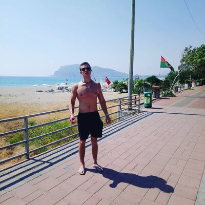  ,   Adam, 29 ,   ,   