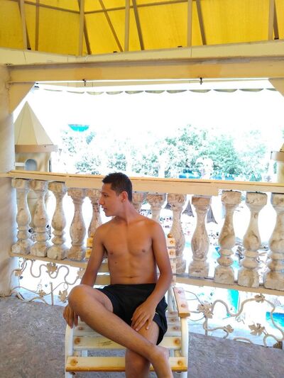  ,   Aziko, 24 ,   ,   , c 