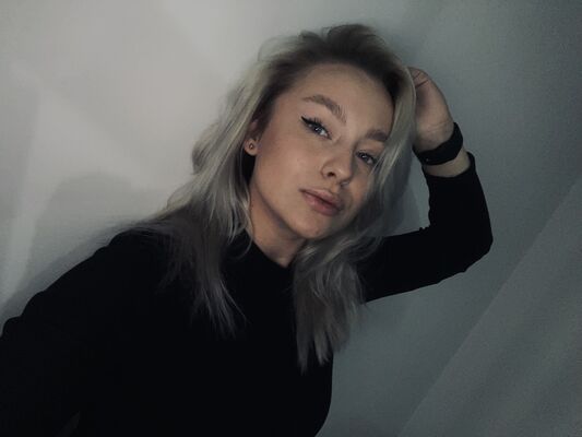  ,   Ulyana, 24 ,   ,   