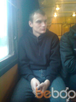  1435000  Andrei, 33 ,    