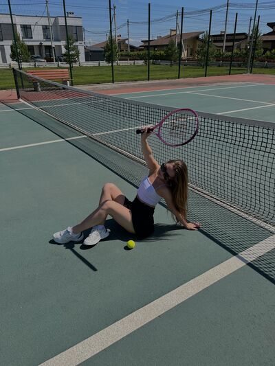  ,   Polina, 20 ,   ,   