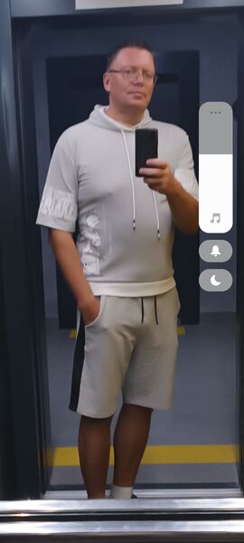  ,   Sergio, 48 ,     , c 