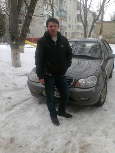  ,   Viktor, 38 ,  