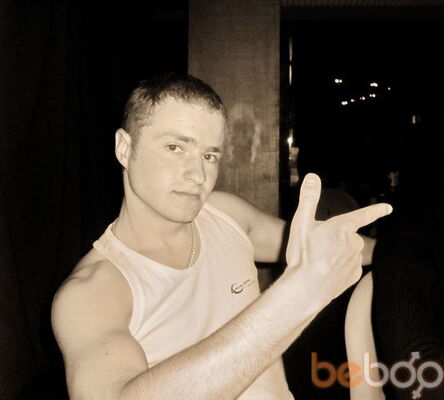  ,   Anton, 36 ,  