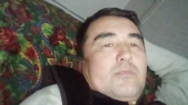  ,   Maks, 49 ,   ,   