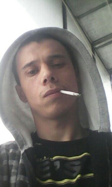  ,   Artur, 34 ,   ,   , c 