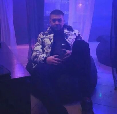  Praha,   Oleksii, 35 ,   ,   , c , 