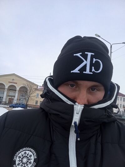  ,   Mikhail, 20 ,   ,   