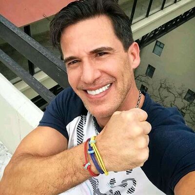  ,   Gabriel, 25 ,   ,   