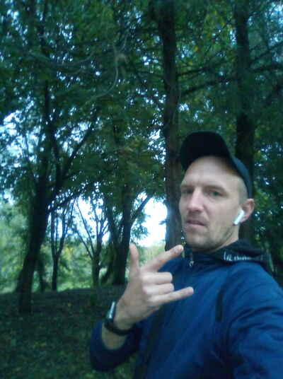  --,   , 37 ,     , c 