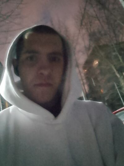  ,   Andrey, 28 ,   ,   