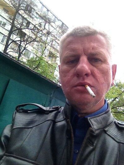  ,   Tollik, 53 ,   ,   