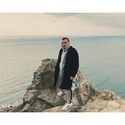  ,   Slava, 33 ,   ,   , c 
