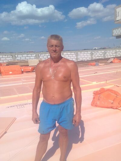  ,   Sasha, 57 ,   ,   