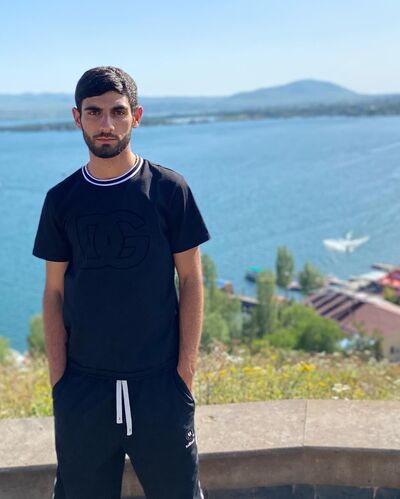  ,   Narek, 19 ,   ,   