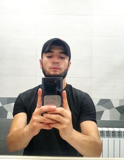  ,   Amir, 31 ,   ,   