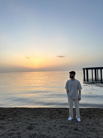  ,   Burak, 25 ,   ,   