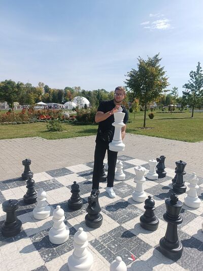  ,   Ihor, 30 ,   ,   , c 