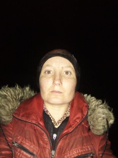  ,   Julia, 36 ,  