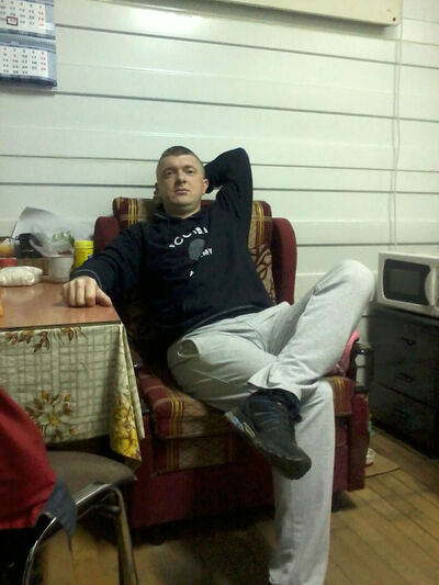  ,   Andrej, 46 ,     , c 