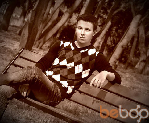  ,   Serj, 37 ,   