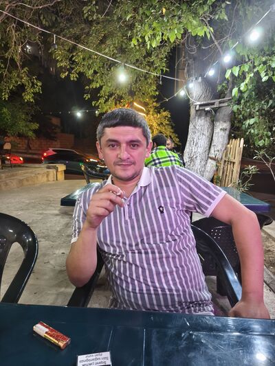  ,   Ibrahim, 32 ,   ,   