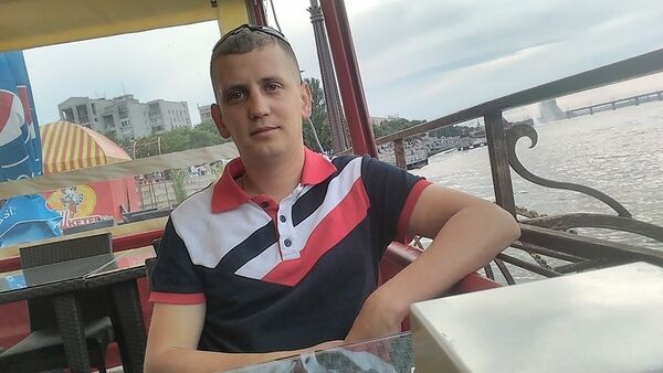  ,   Valentain, 37 ,   