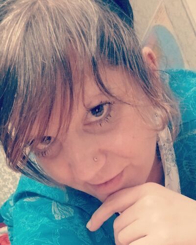  ,   Lana, 40 ,   ,   , c , 
