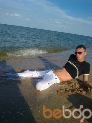  ,   Jonn, 34 ,   