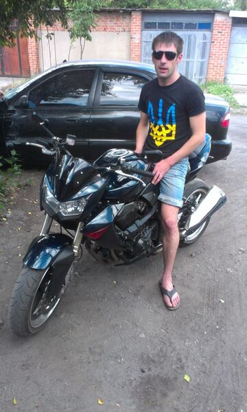  ,   Makc, 38 ,     , c 