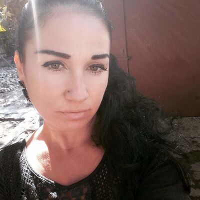  ,   Innessa, 47 ,  