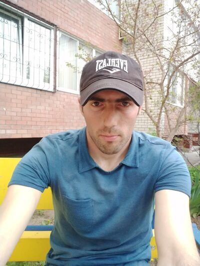  ,   Renat, 37 ,   ,   , c 