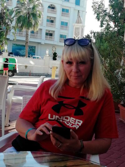  ,   Tatyana, 54 ,   c 