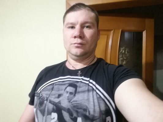  ,   Tudor, 33 ,   ,   