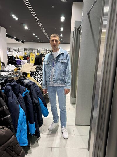  ,   Andrey, 39 ,   ,   