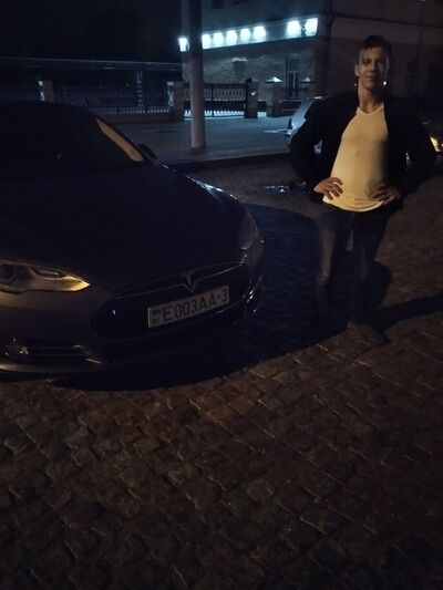  ,   Aleks, 25 ,   ,   , c 