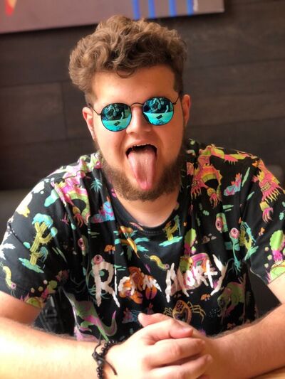  ,   Volodya, 23 ,   ,   , c , 