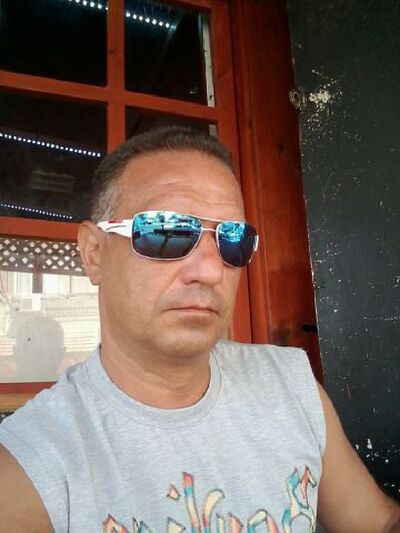 Hod HaSharon,   Vit, 56 ,   