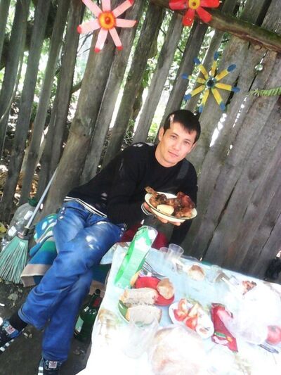  ,   Kamil, 38 ,   ,   