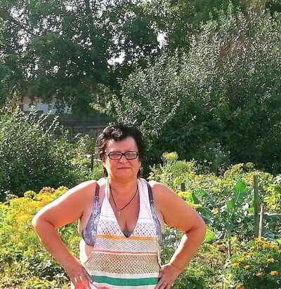  ,   Inna, 64 ,   c 