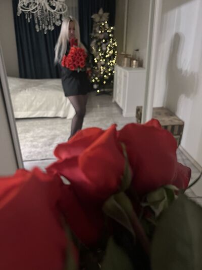  ,   Elena, 35 ,   ,   , c 