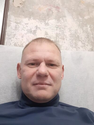  -,   Artyom, 43 ,   ,   , 